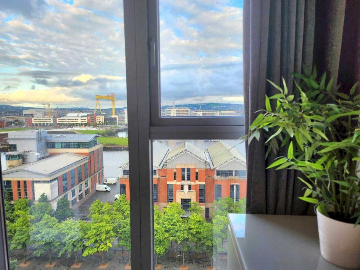 Apartmán Pass The Keys Stunning Penthouse With Balcony Sunset Views Belfast Exteriér fotografie