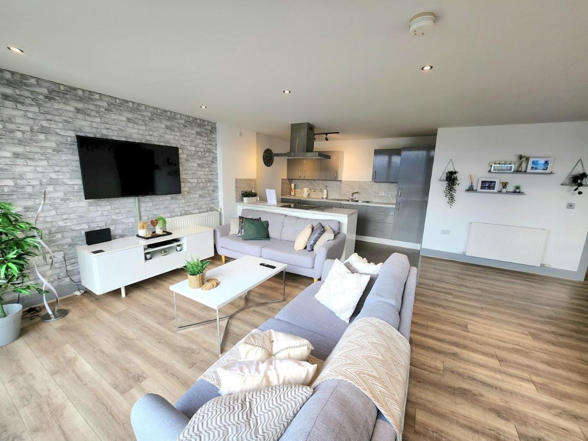 Apartmán Pass The Keys Stunning Penthouse With Balcony Sunset Views Belfast Exteriér fotografie